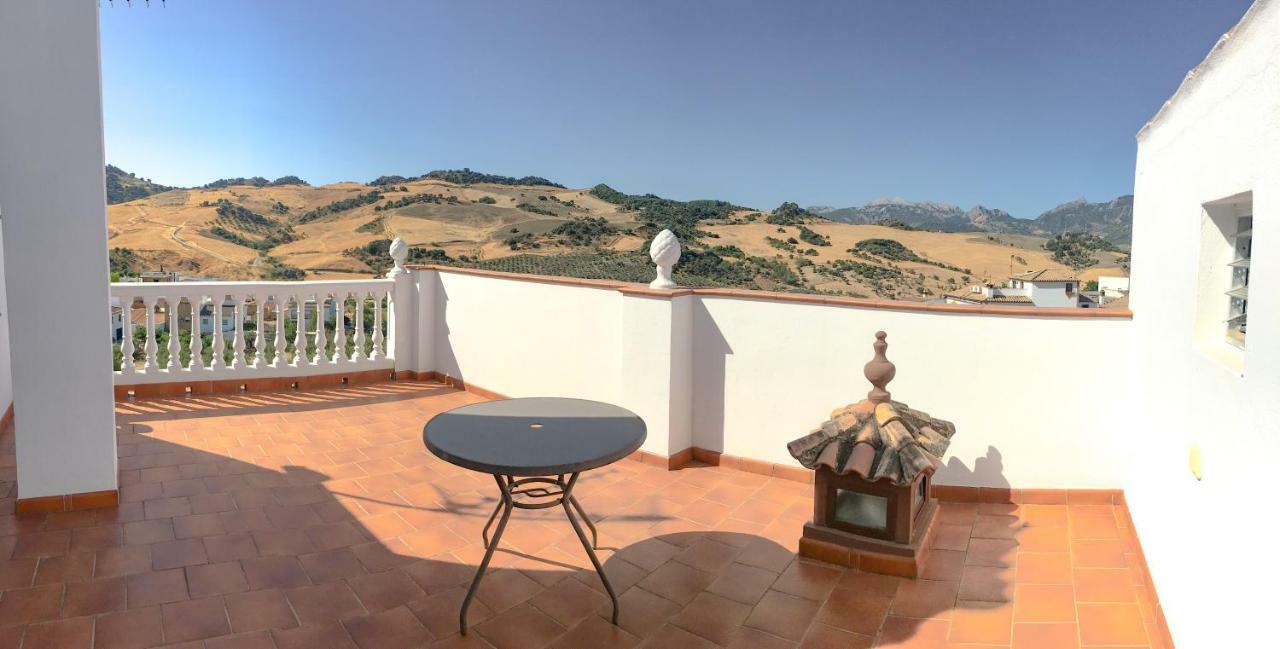 Casa De Teones Guest House Montecorto Exterior photo