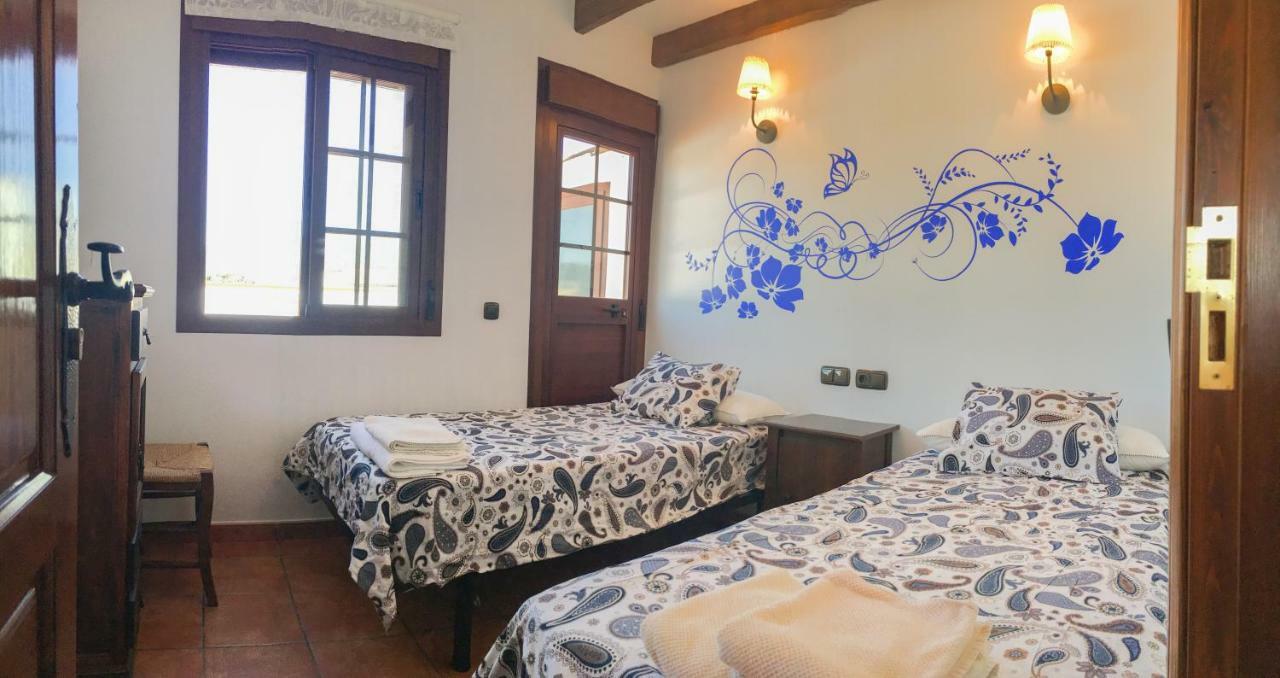 Casa De Teones Guest House Montecorto Exterior photo